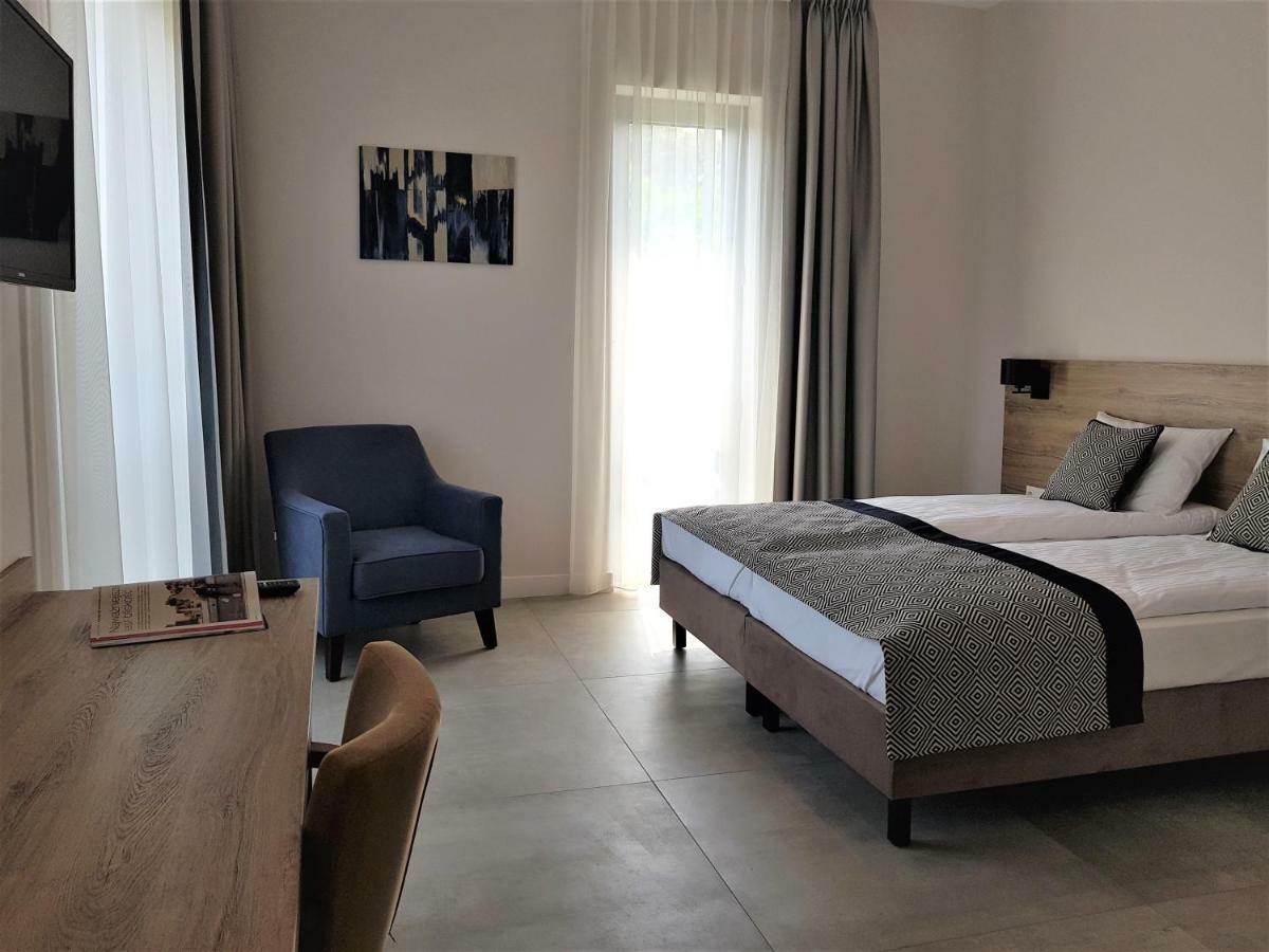 Villa Lipova Stegna Pokoje I Apartamenty Dedykowane Osobom Doroslym Buitenkant foto